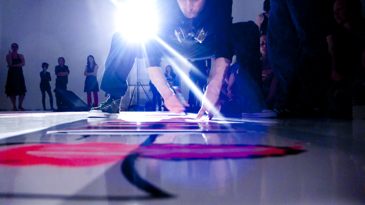Bossard Wettstein Project - Hurt - Painting performance, 2012